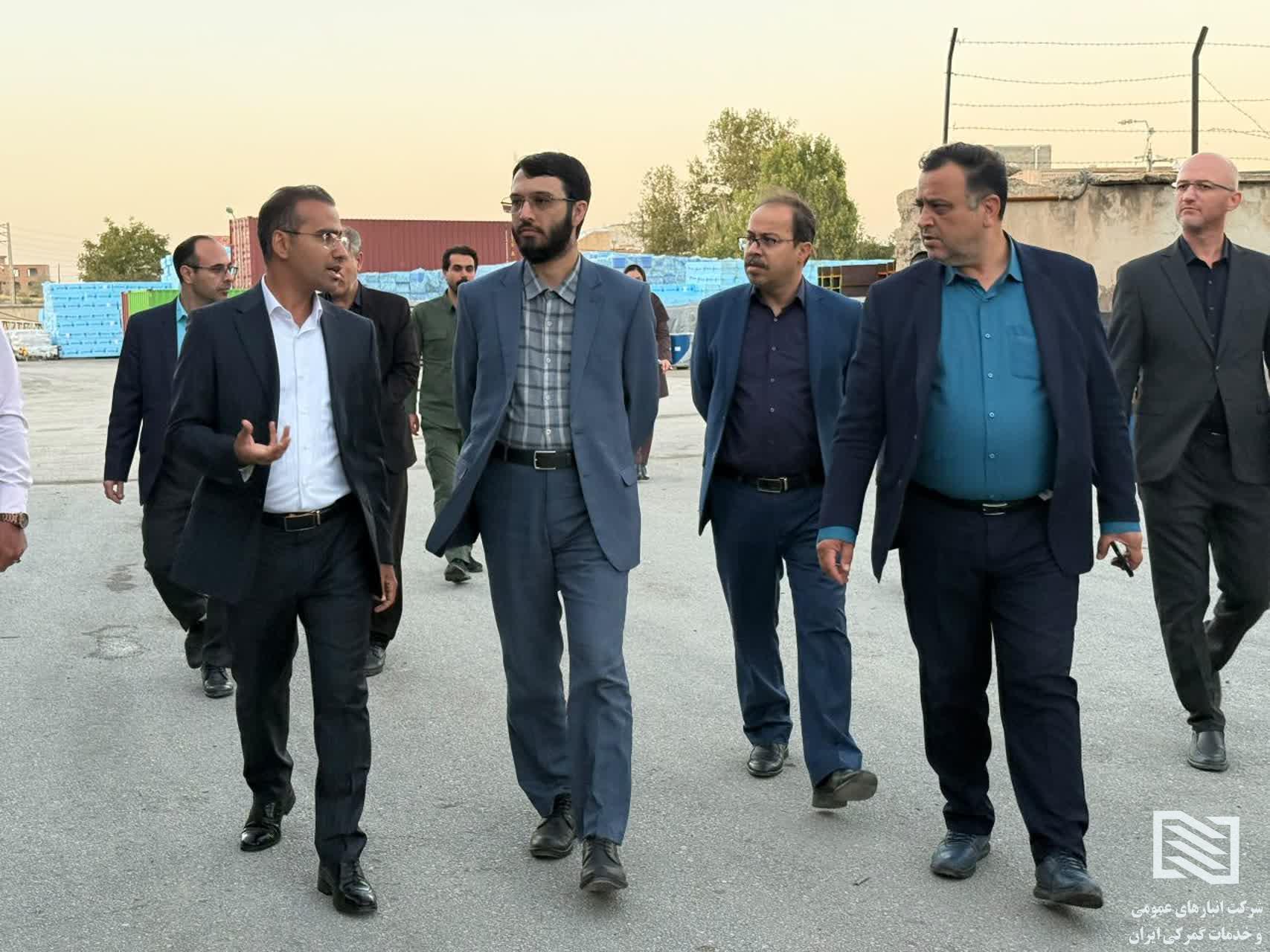 بازدید رئیس مرکز بازرسی وزارت تعاون، کار و رفاه اجتماعی از انبارهای عمومی و خدمات گمرکی بازرگان شعبه ارومیه 1